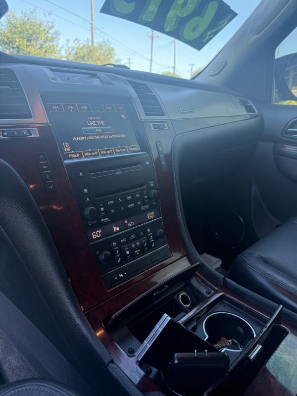 cadillac escalade hybrid 2010 – lujo, potencia y confort garantizado